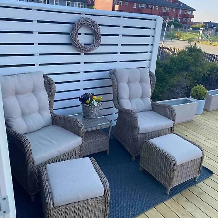 15 Mins From Center, Familyhome Villa *