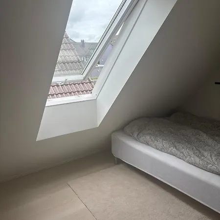 Villa 15 Mins From Center, Familyhome